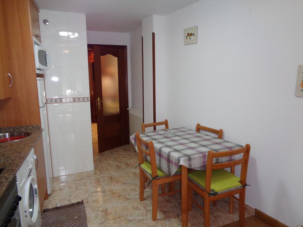 Apartamentos San Pelayo Onís 객실 사진