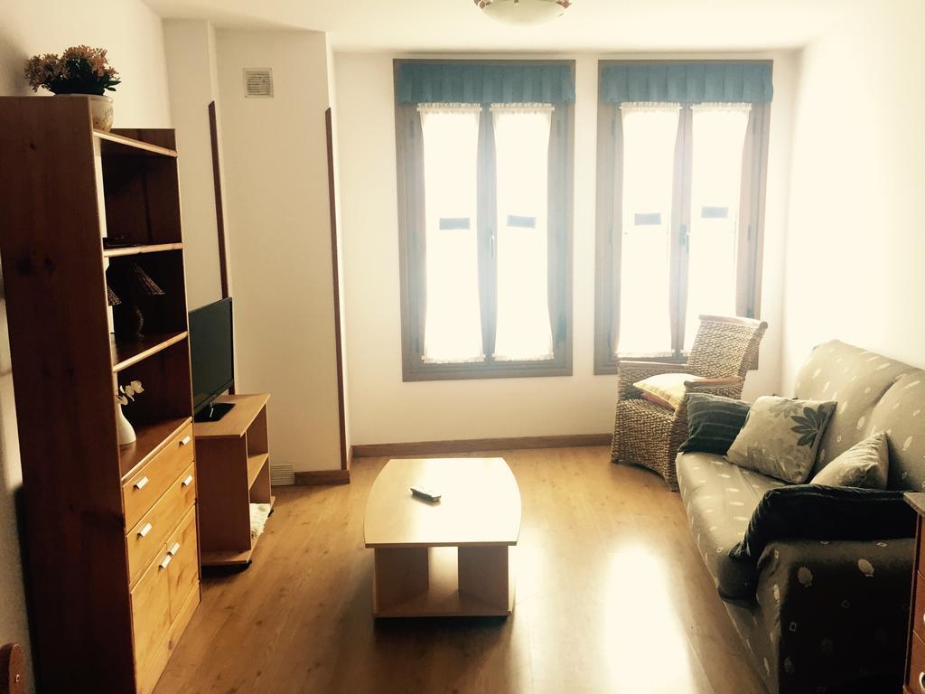 Apartamentos San Pelayo Onís 객실 사진